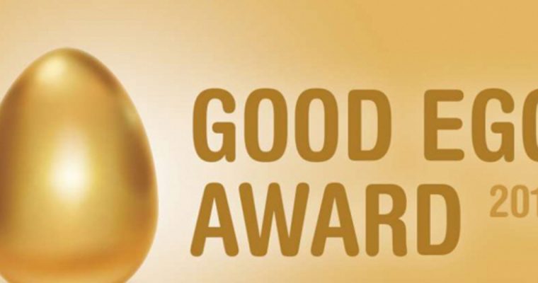 Nestlé wint Good Egg Award 2018 voor kooi-vrij doel
