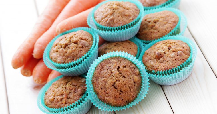 Suikervrije wortel-walnootmuffins met kaneel